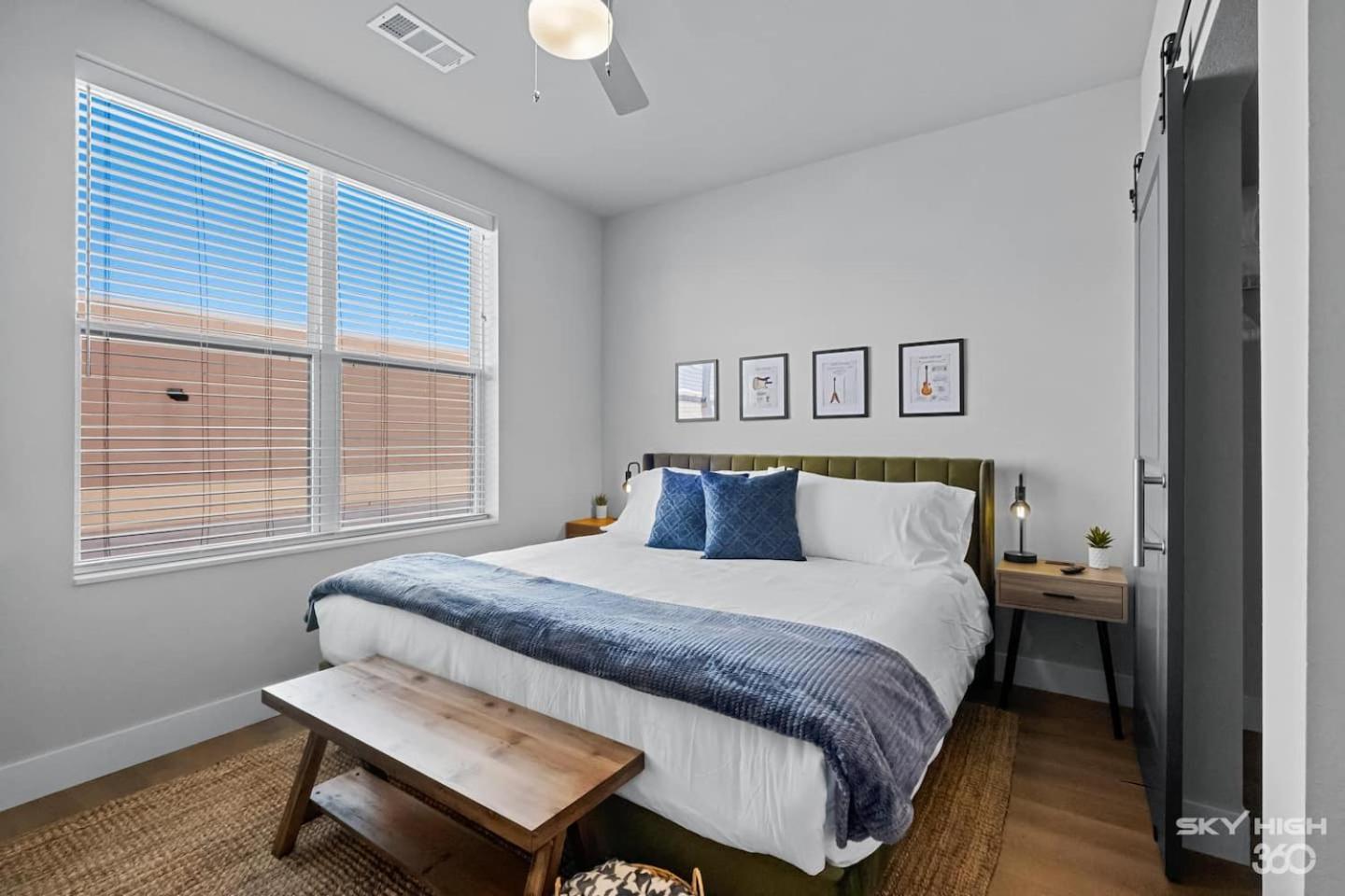 Luxuary Apt, Pool, Kingbeds, Near Amp Apartment *
